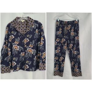 NWT Vera Bradley Sz S Floral Leaf Notch Collar Button Top Pull On Bottom PJ Set